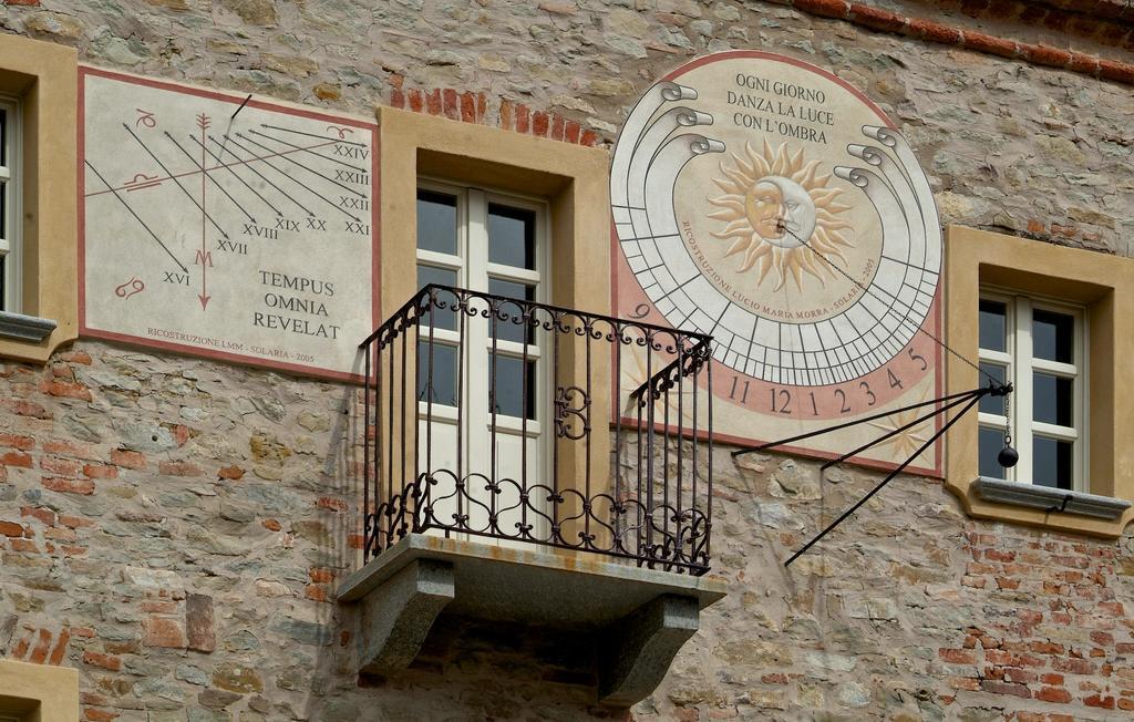 Dimora Storico Romantica Il Sole E La Luna Cerretto Langhe Екстер'єр фото